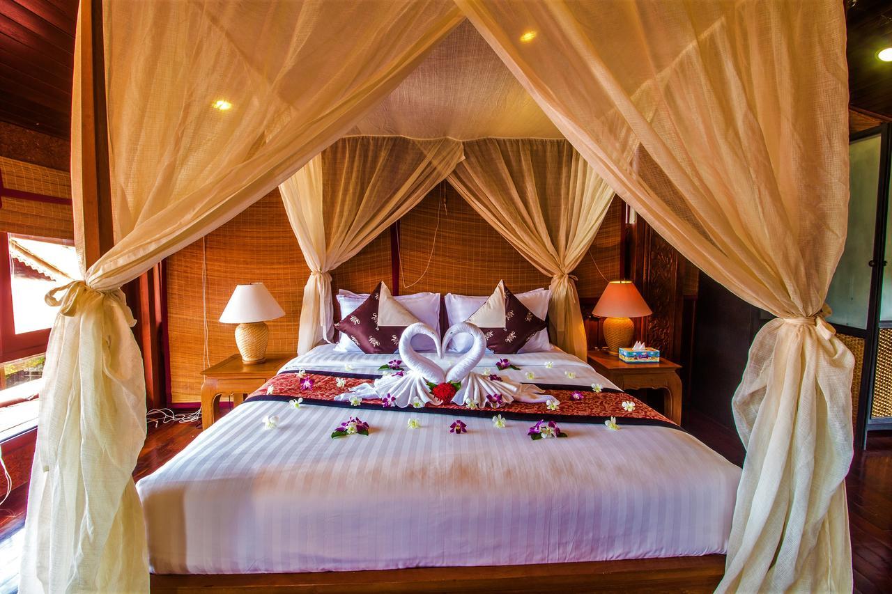 Erawan Villa Hotel Bang Rak Beach  Extérieur photo